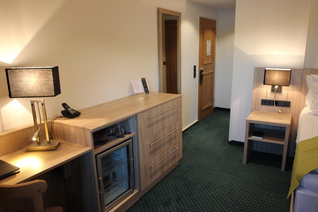 Deluxe Double Room with Shower
