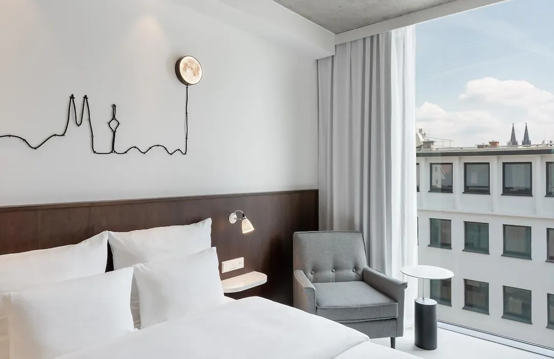 Ruby Ella Hotel Cologne By Ihg-1