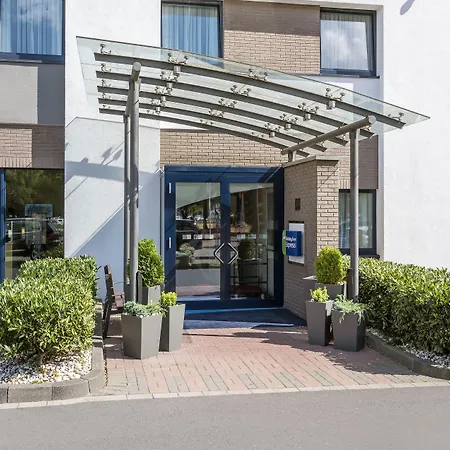 Holiday Inn Express Cologne Muelheim By Ihg-3